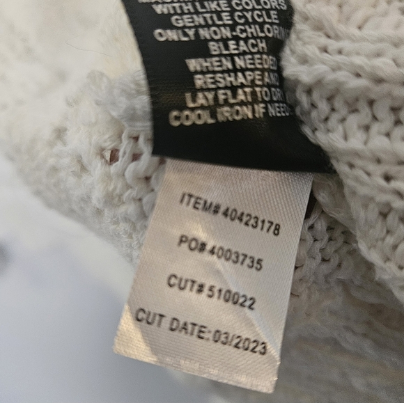 Torrid Women's Open Knit Crochet Cardigan White Sweater Top SZ Plus 1/2X Stretch - Picture 6 of 14